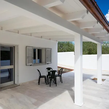 Charming Baia Marina 1 Bedroom Premier With Terrace Balcony Sleeps 4 Orosei