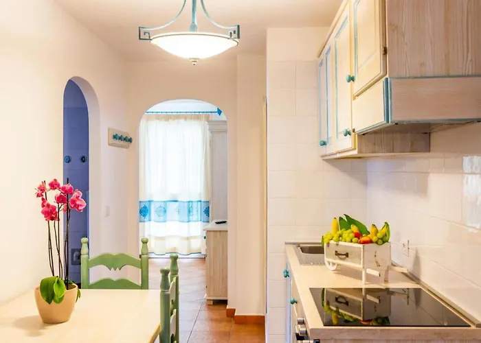 Appartamento Charming Baia Marina 1 Bedroom Premier With Terrace Balcony Sleeps 4 Orosei